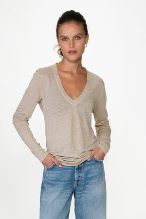 
                  
                    Load image into Gallery viewer, Lt Sand V Neck Linen Tee Long Sleeve
                  
                