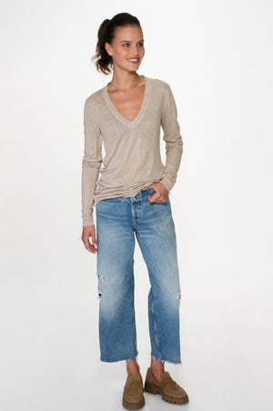 
                  
                    Load image into Gallery viewer, Lt Sand V Neck Linen Tee Long Sleeve
                  
                