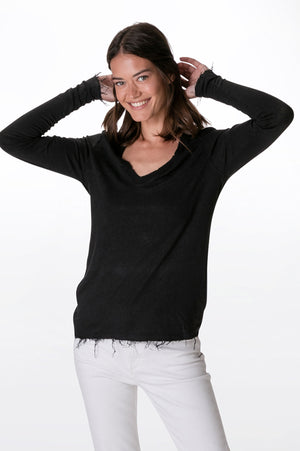 
                  
                    Load image into Gallery viewer, Black V Neck Linen Tee Long Sleeve
                  
                