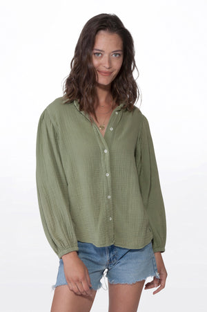 
                  
                    Load image into Gallery viewer, Green Puff Sleeve Blouse
                  
                
