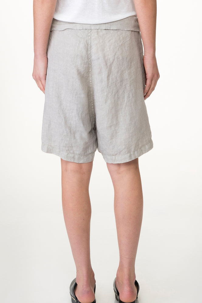 
                  
                    Load image into Gallery viewer, Grey washed linen fisherman&amp;#39;s shorts
                  
                