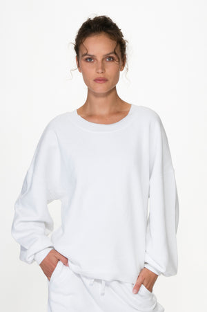 
                  
                    Load image into Gallery viewer, White Oversized puff sleeve sweatshirt
                  
                