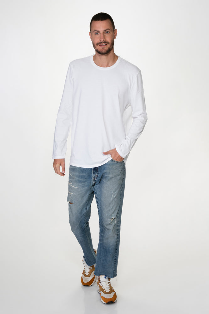 
                  
                    Load image into Gallery viewer, White Men Washed Long Sleeves Tee
                  
                